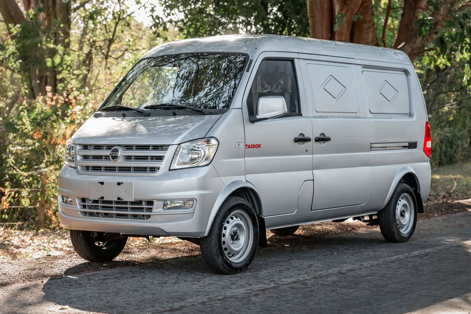 Exterior 05